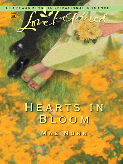 Mae Nunn - Hearts In Bloom